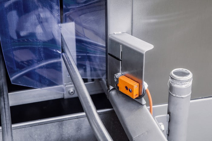 Roser Model TL-1200 Industrial Crate Tunnel Washer